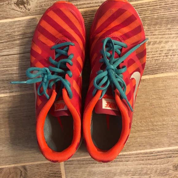 Nike training dual fusion shoes - Picture 2 of 3